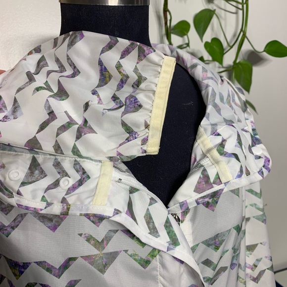 Champion Windbreaker - Picture 3 of 6